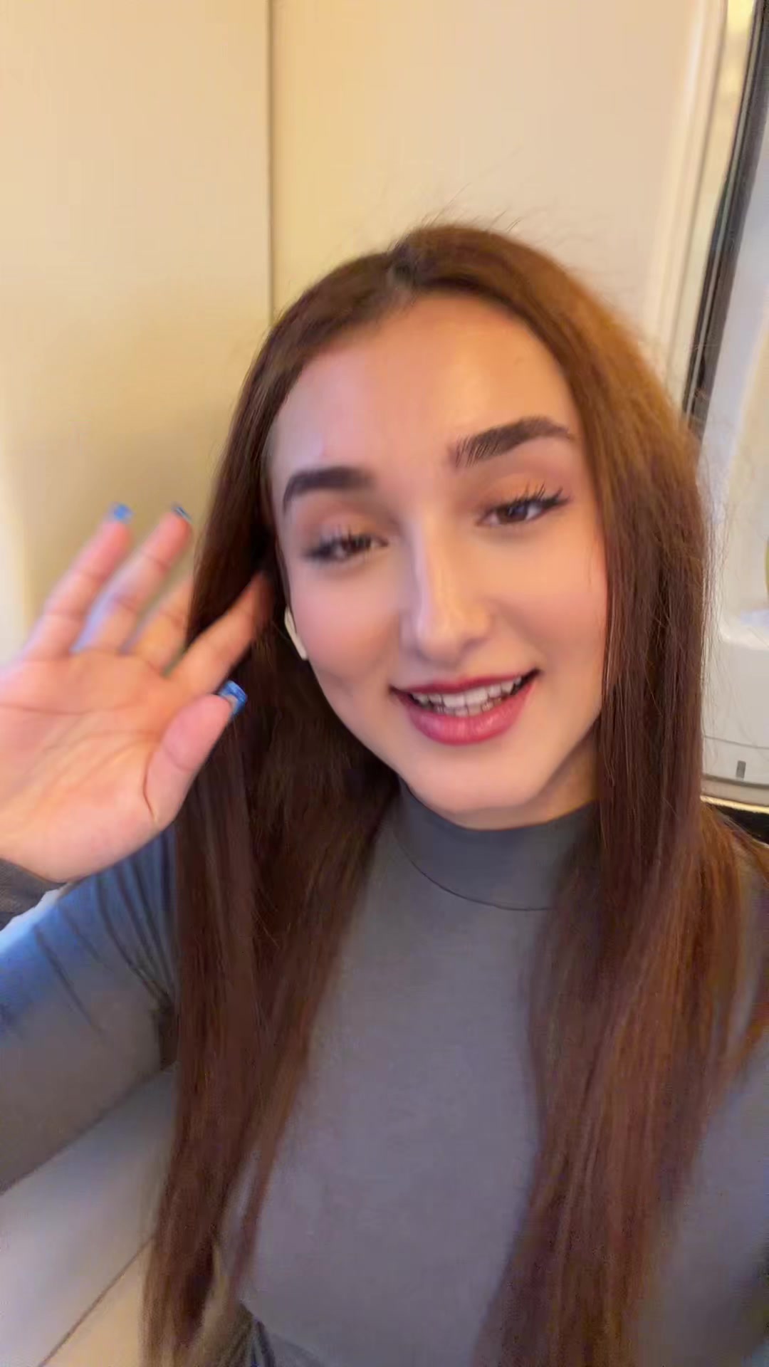 @Ana.V