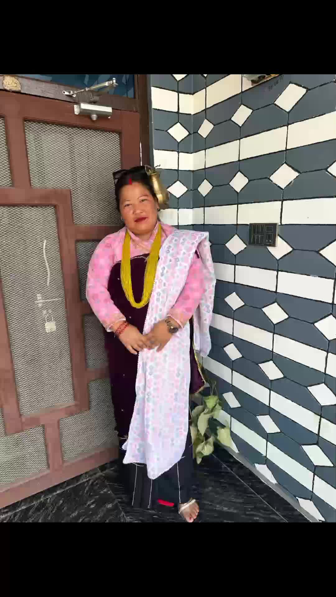 @🇳🇵AnsAnshika🇪🇺Mapchhan🇷🇴