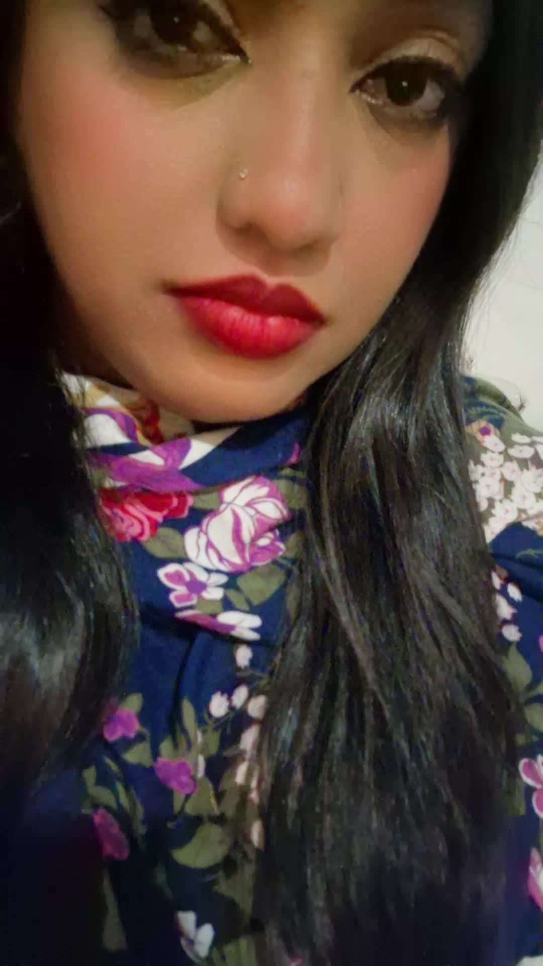 @Sidra... 🌹