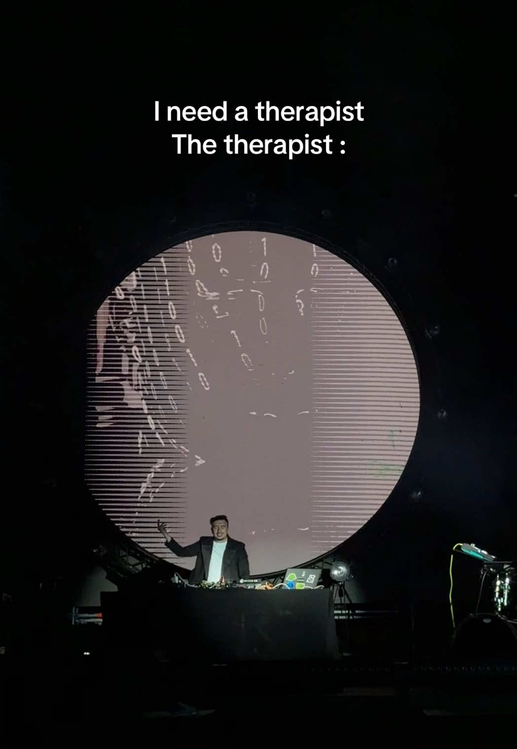 @Dj Christian Thomson