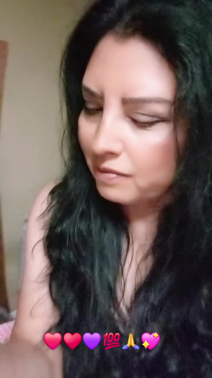@María Elena