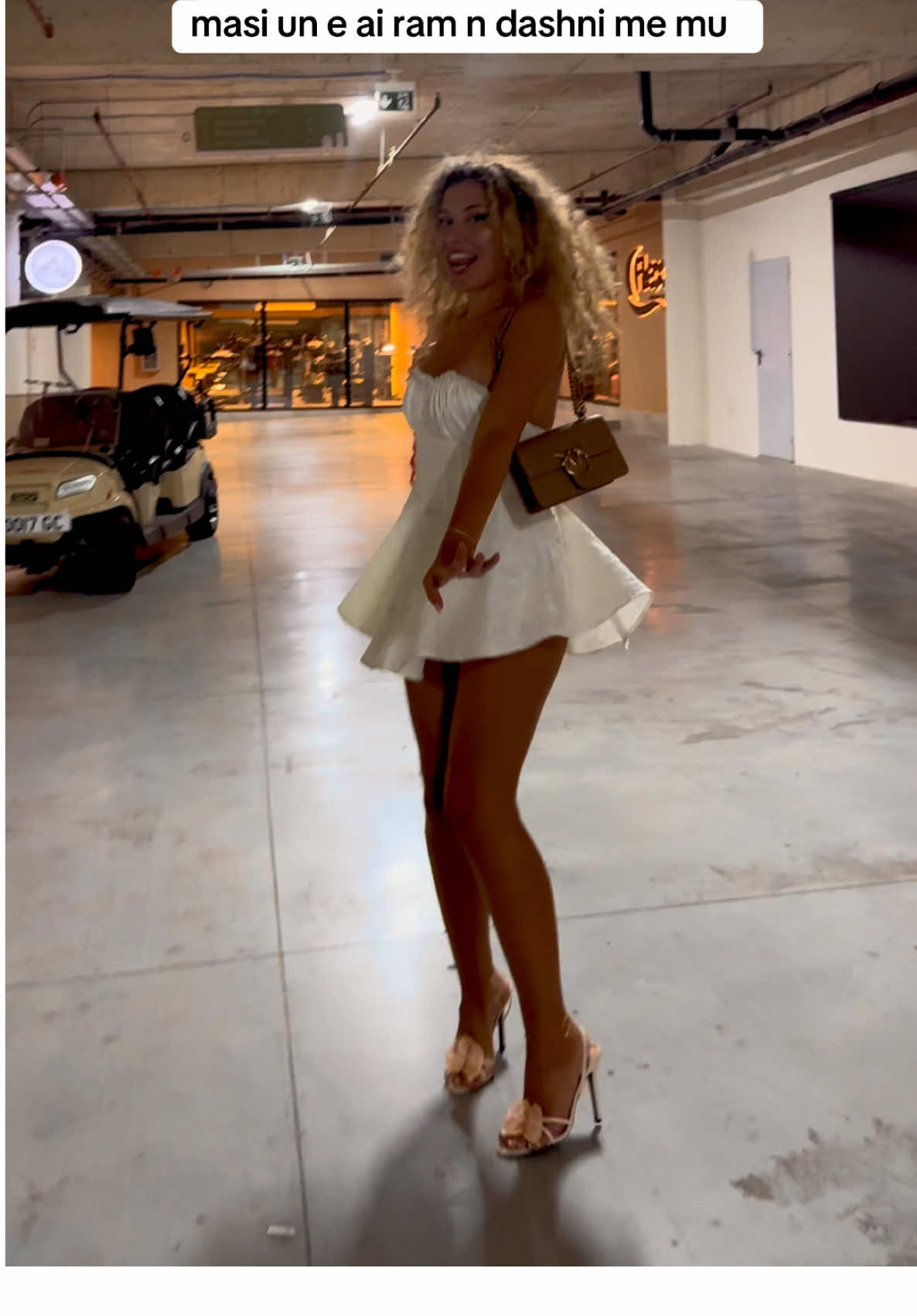 @Sara🇦🇱