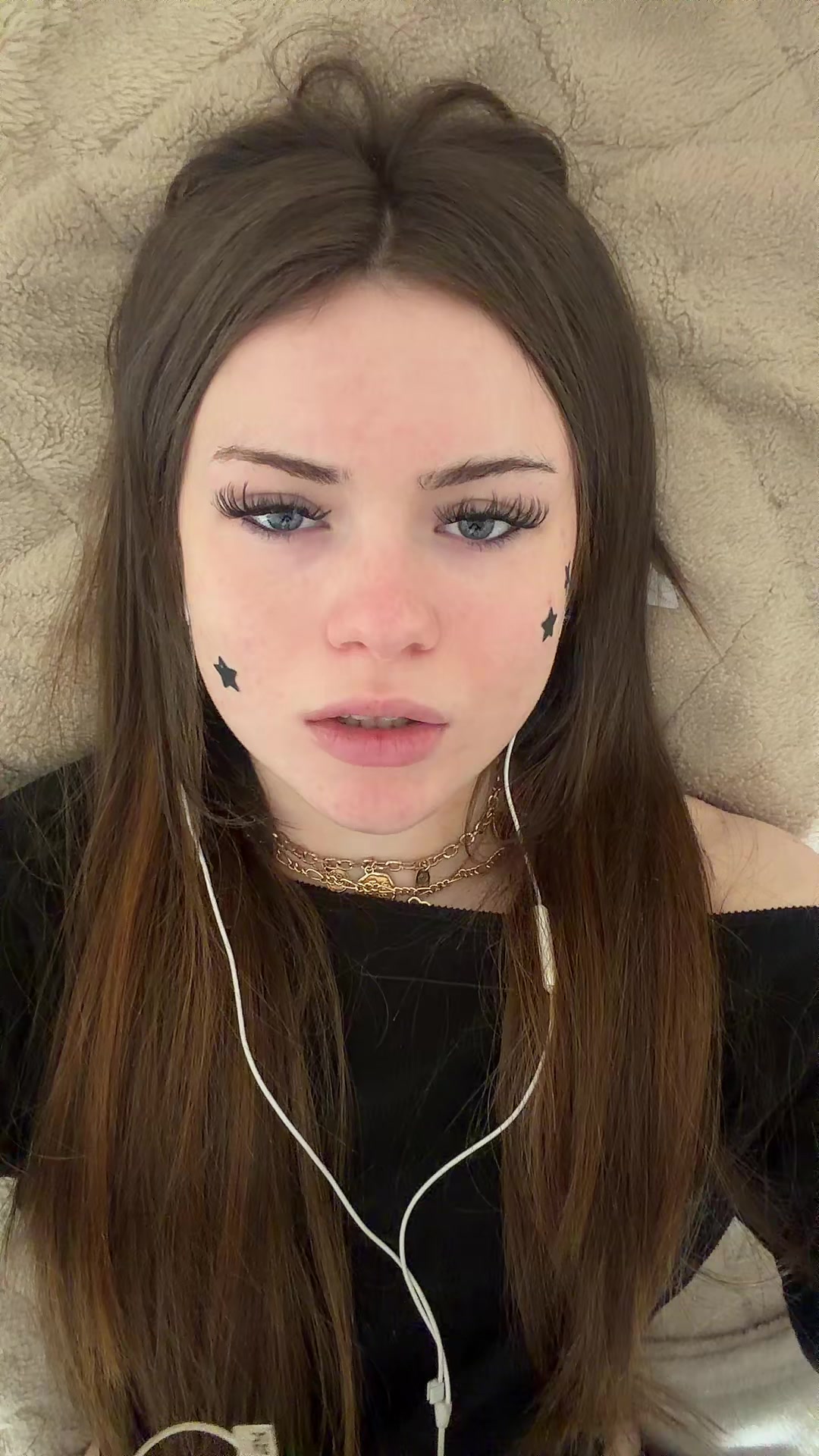@ameliadeeekin