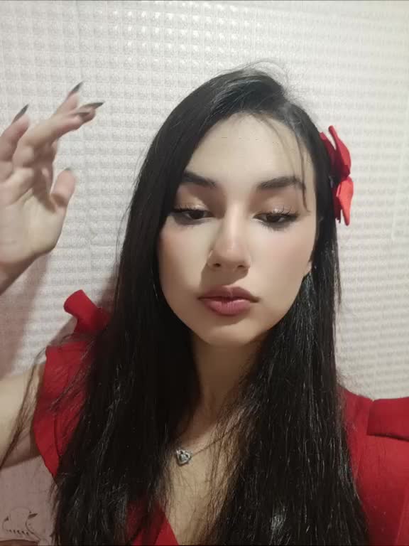 @AYAY🌶️