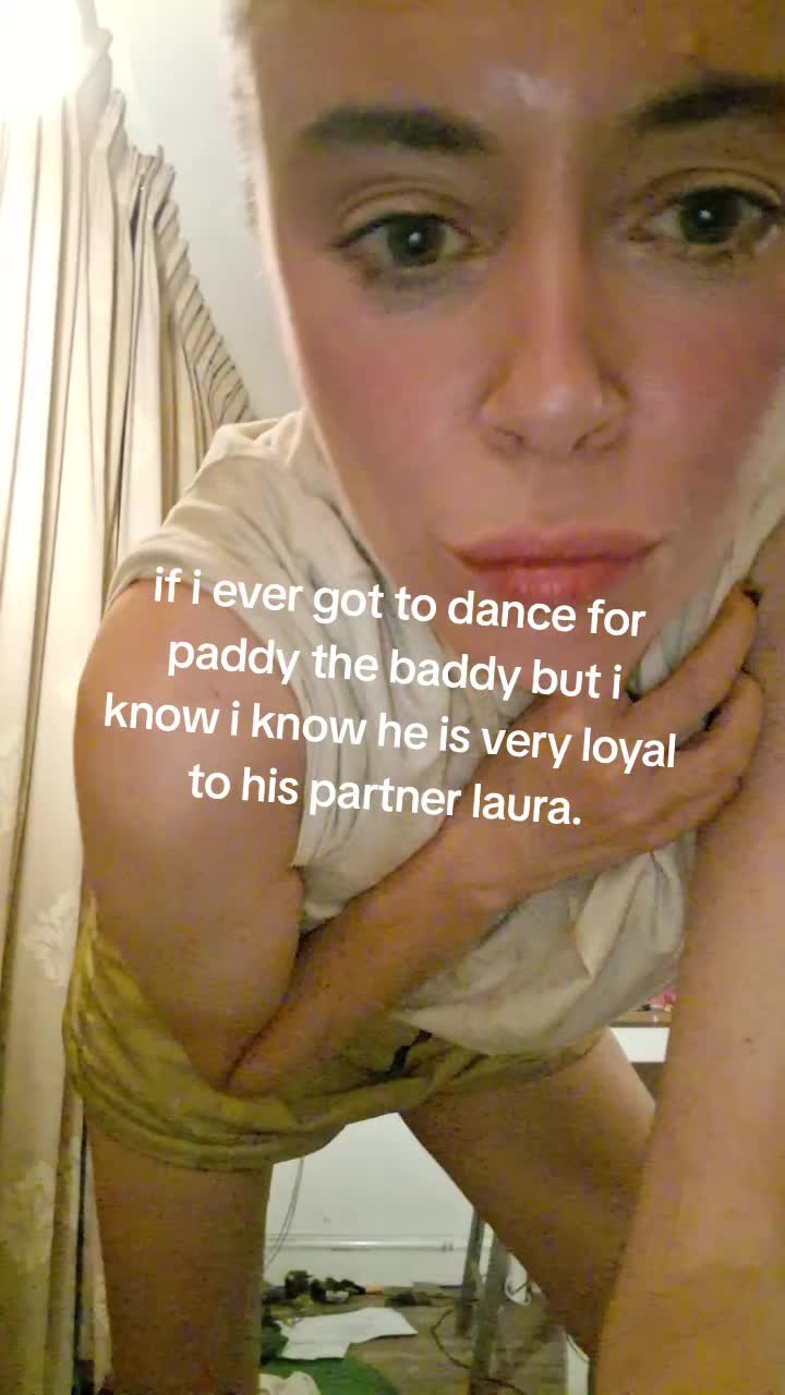 @lollyybmnqh
