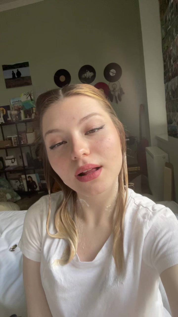 @Sophia
