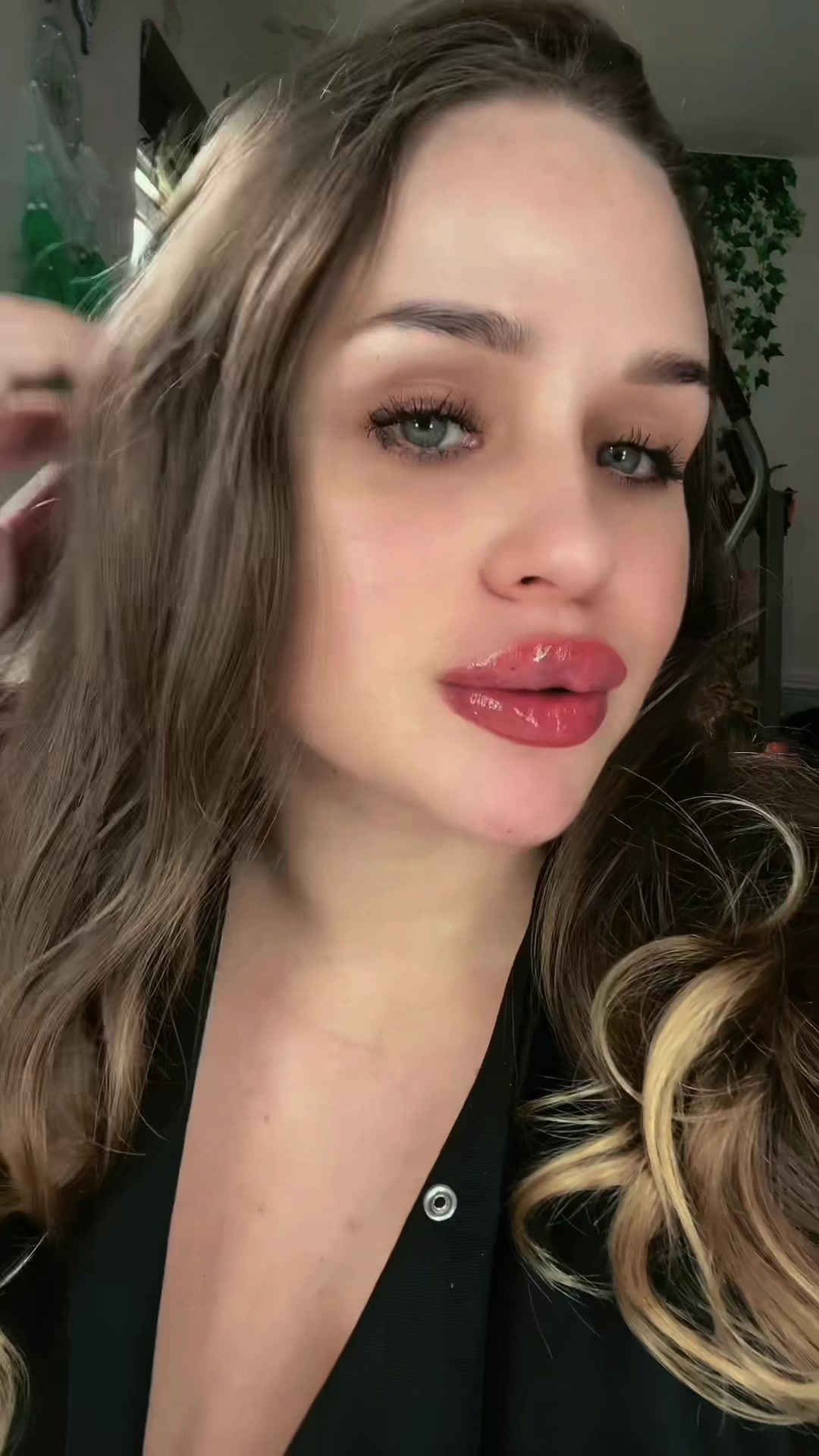 @💉👩🏽&zwj;⚕️👄🦋🪪💉👄🧬