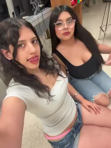 @🦄