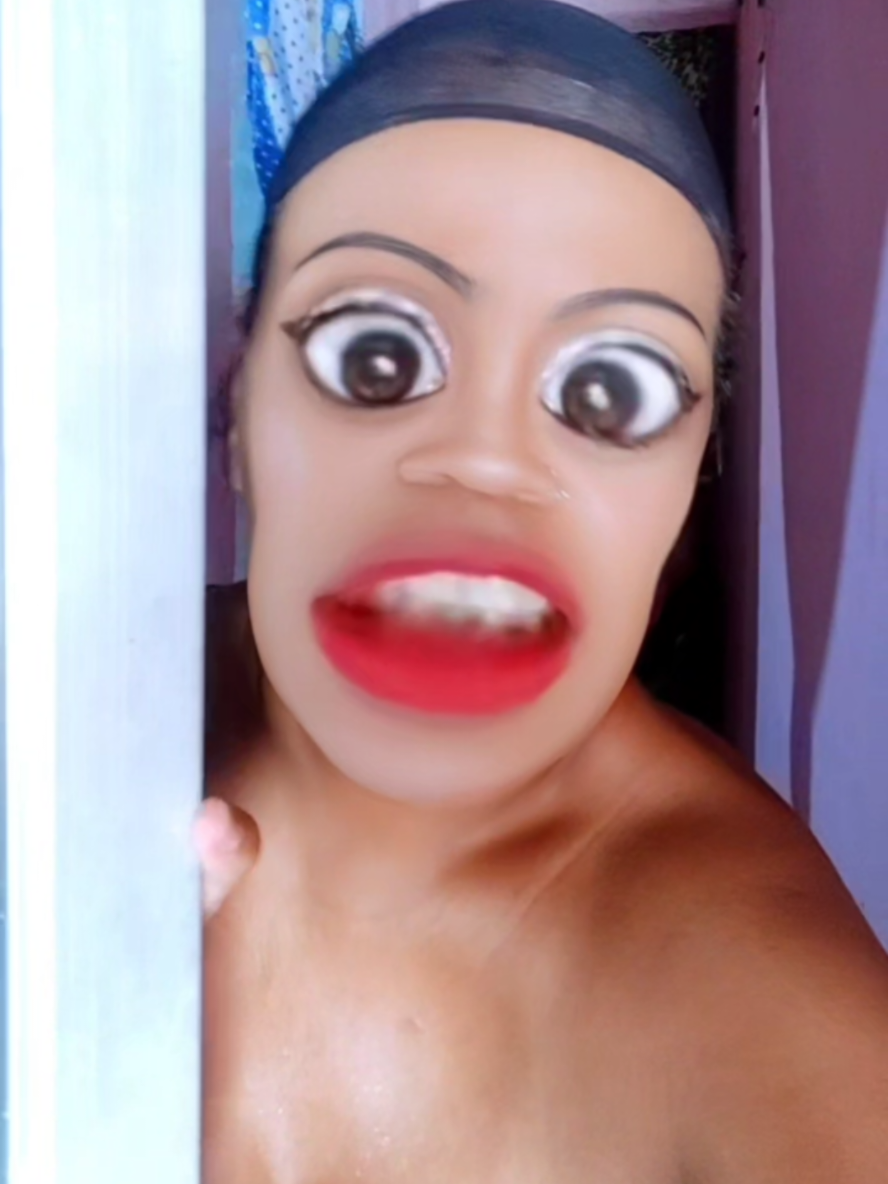 @Lucy a guria do short sexy