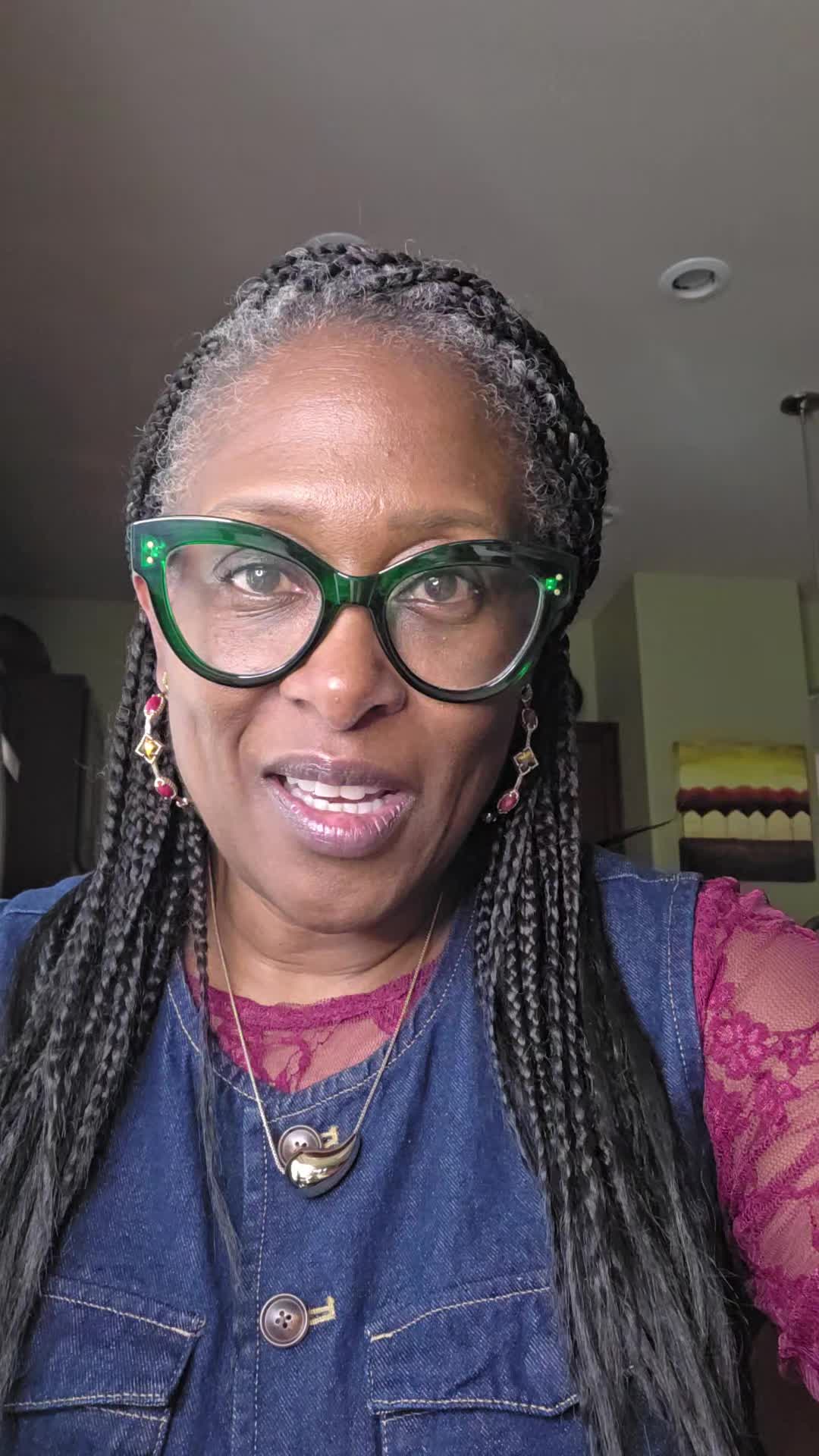 @youlikemyglasses