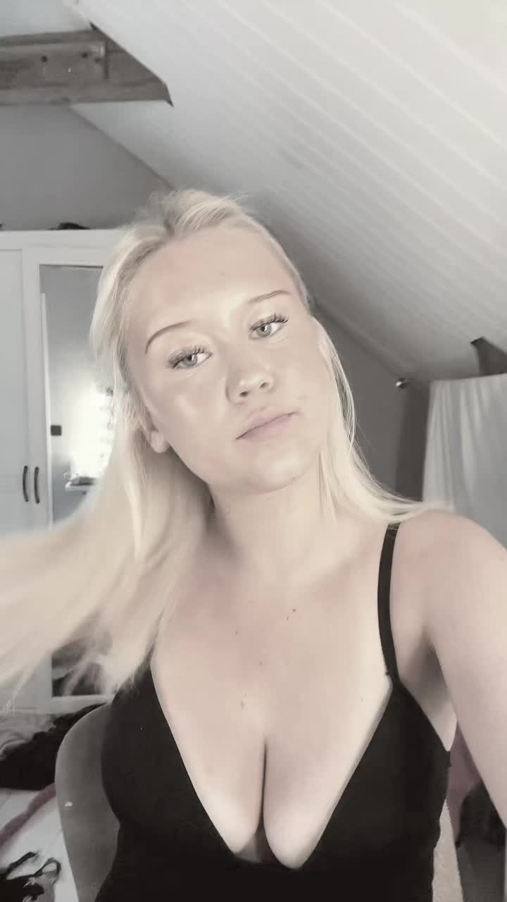 @ℒℴ𝓌𝒶🌇