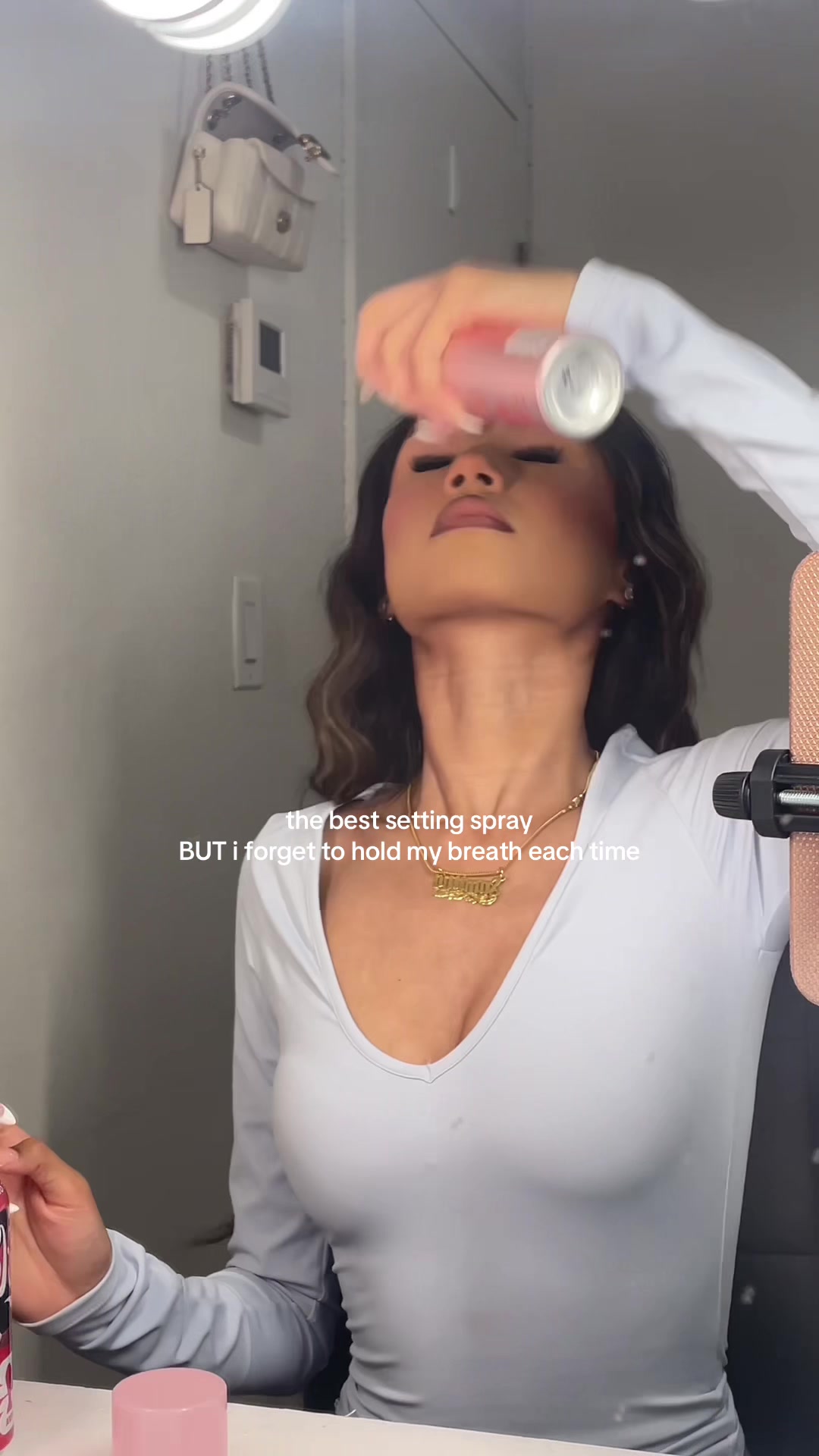 @𝒮