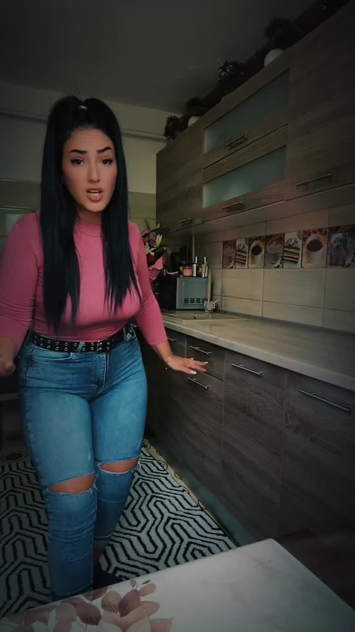 @Ana Ana