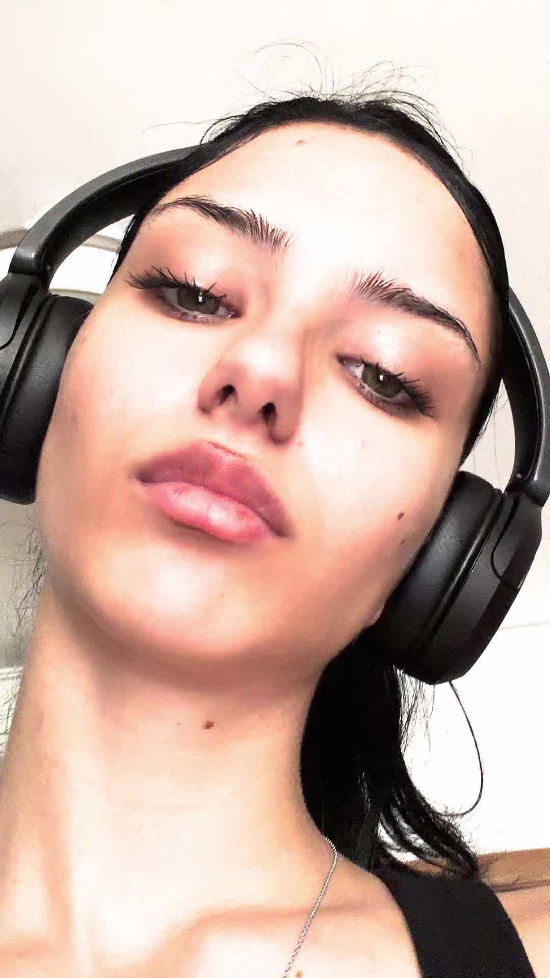 @crystal.in.chains