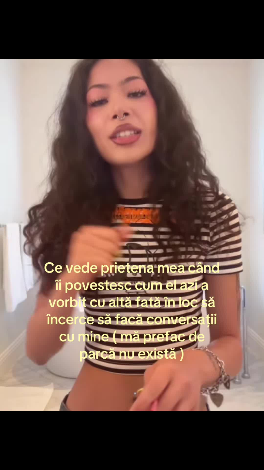 @⃟