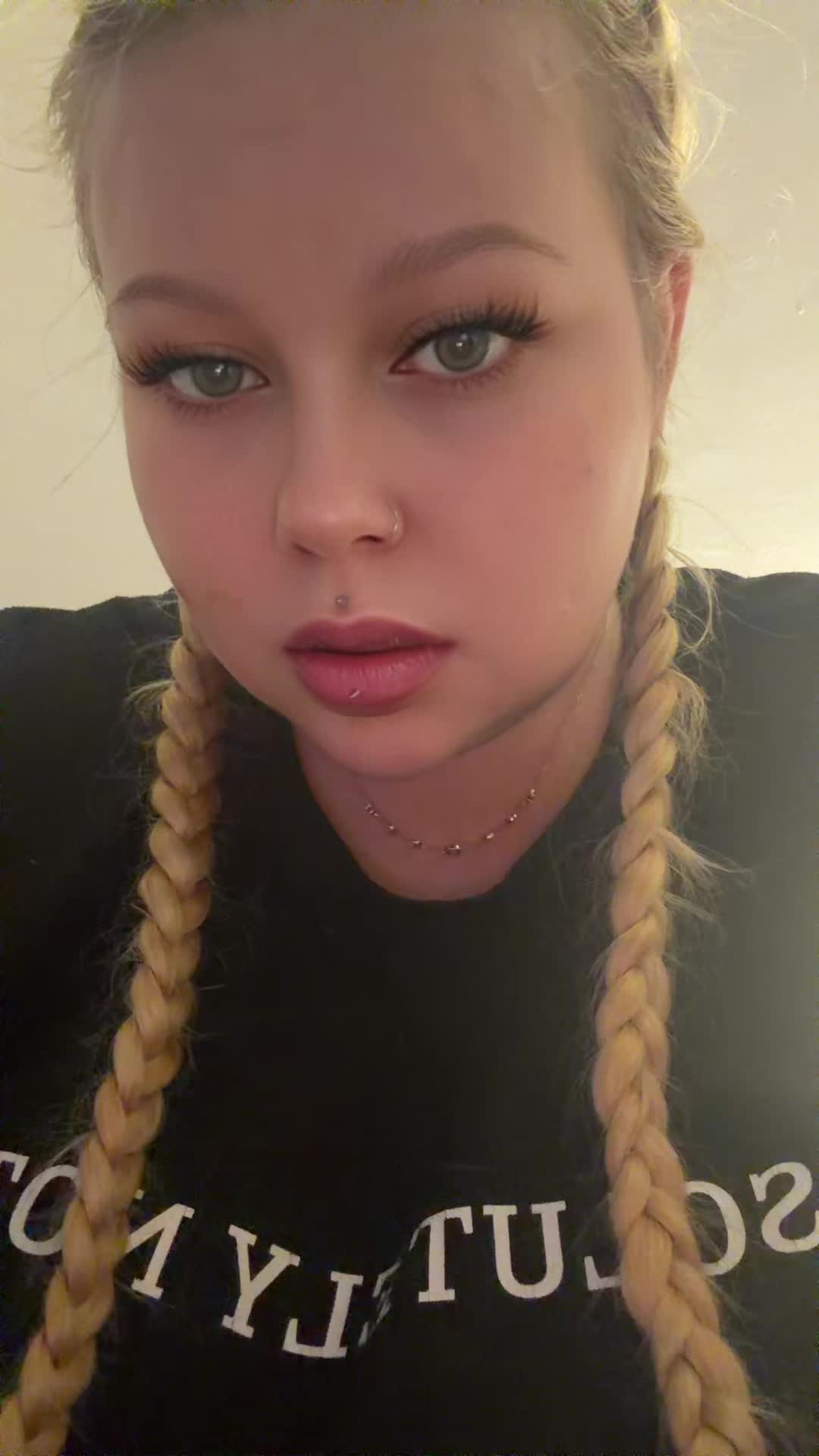 @whosthiseef