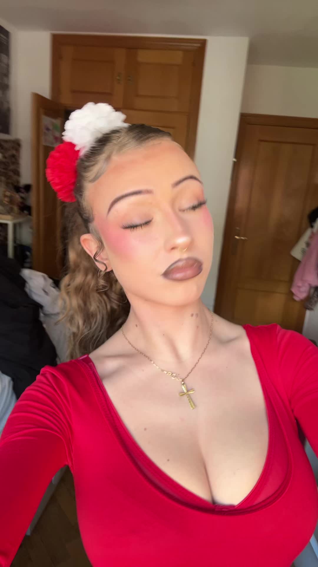 @lachikavampira