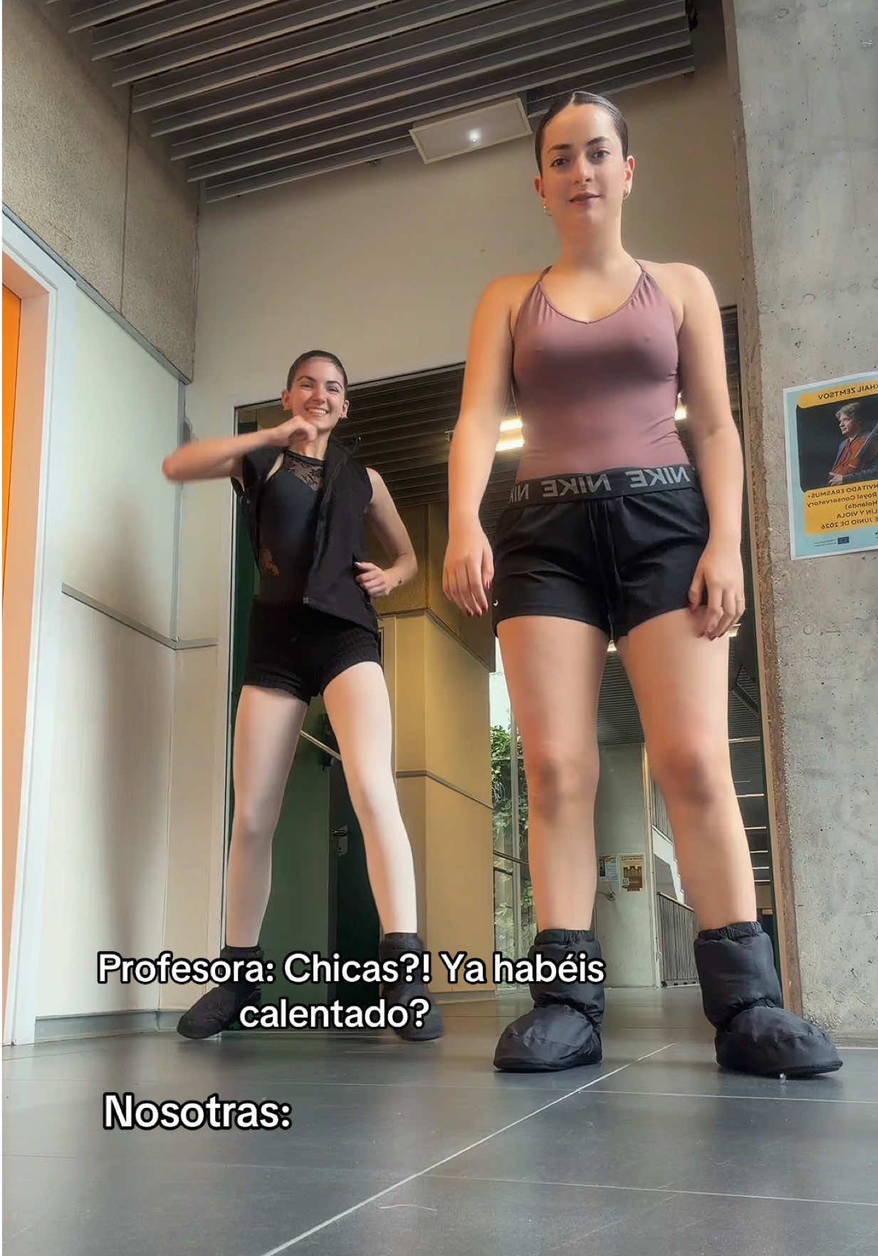 @Nikol🩰