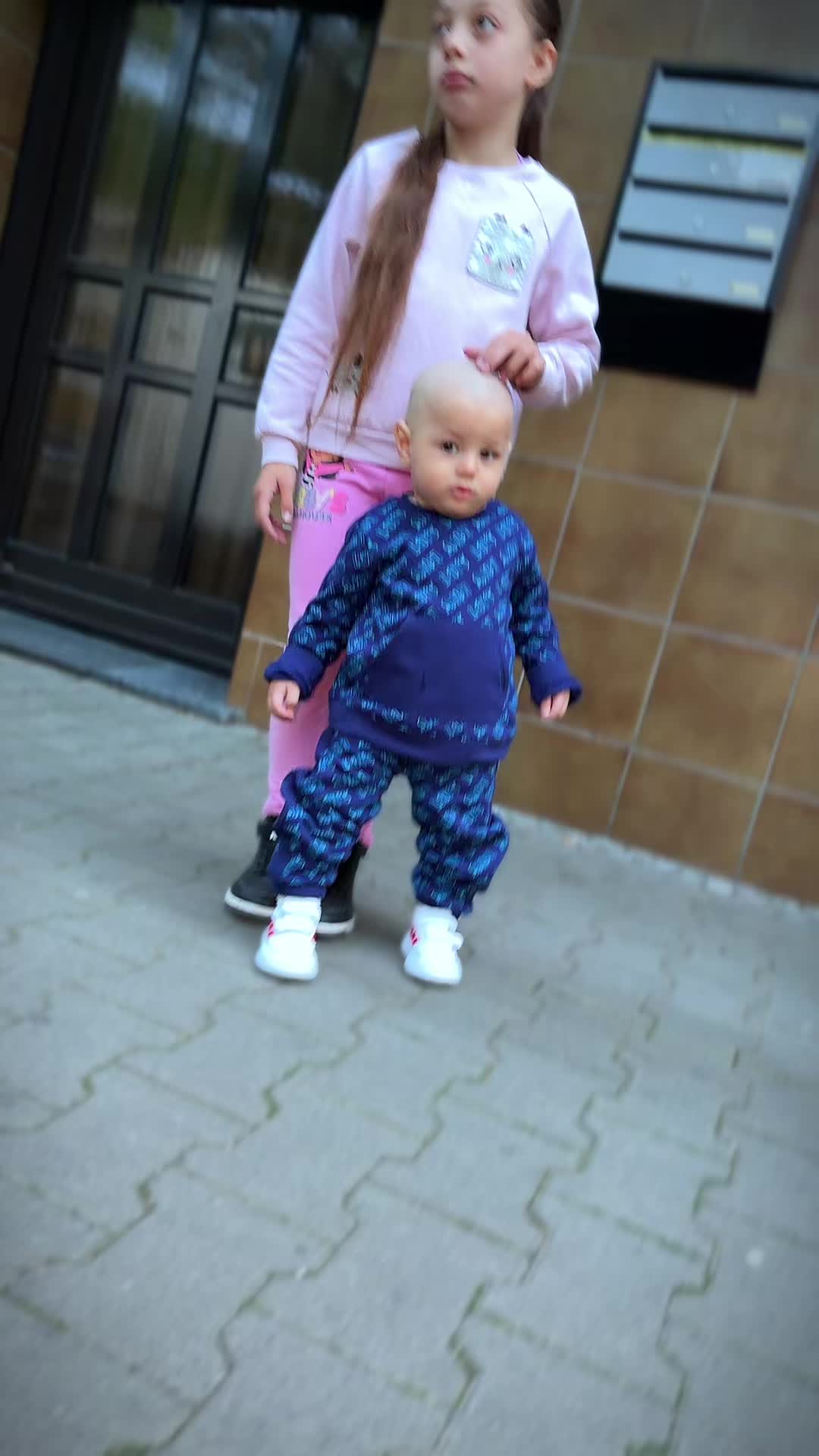 @Cătălina Dominik💙Genesa❤️