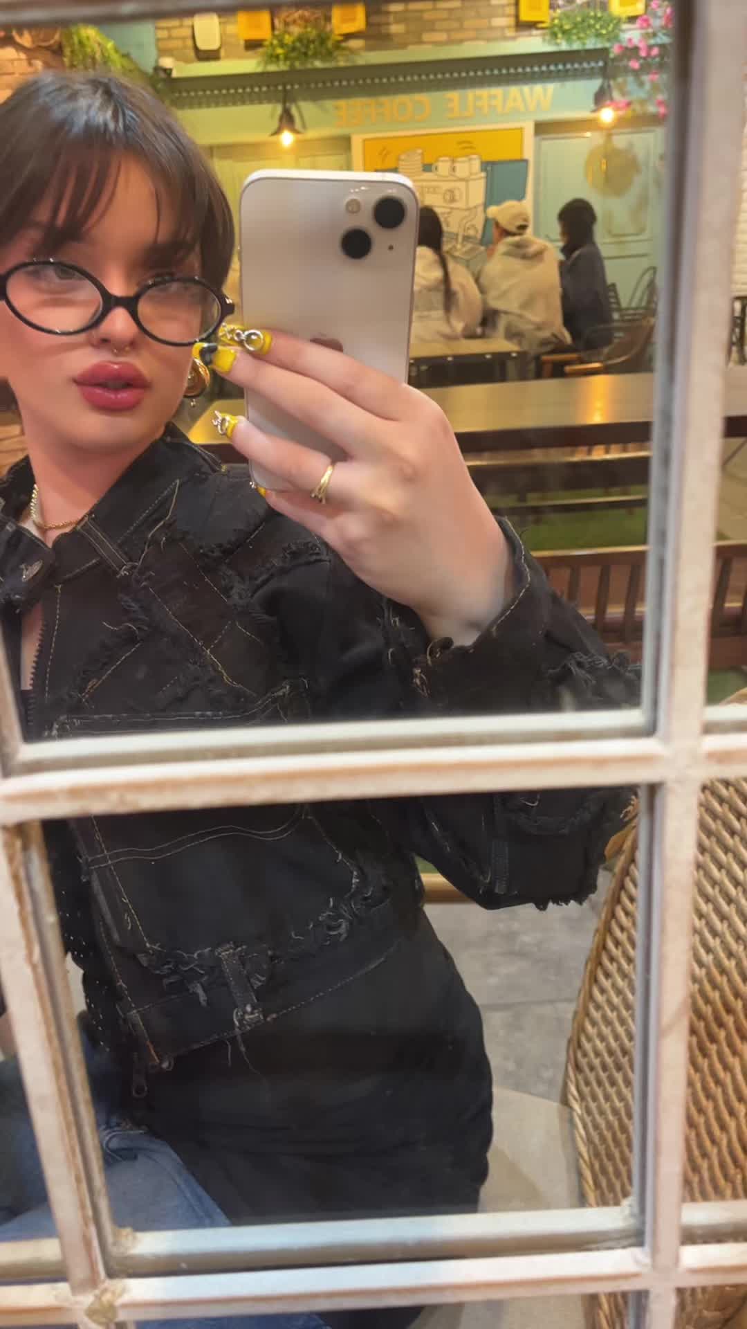 @ninon🗯️