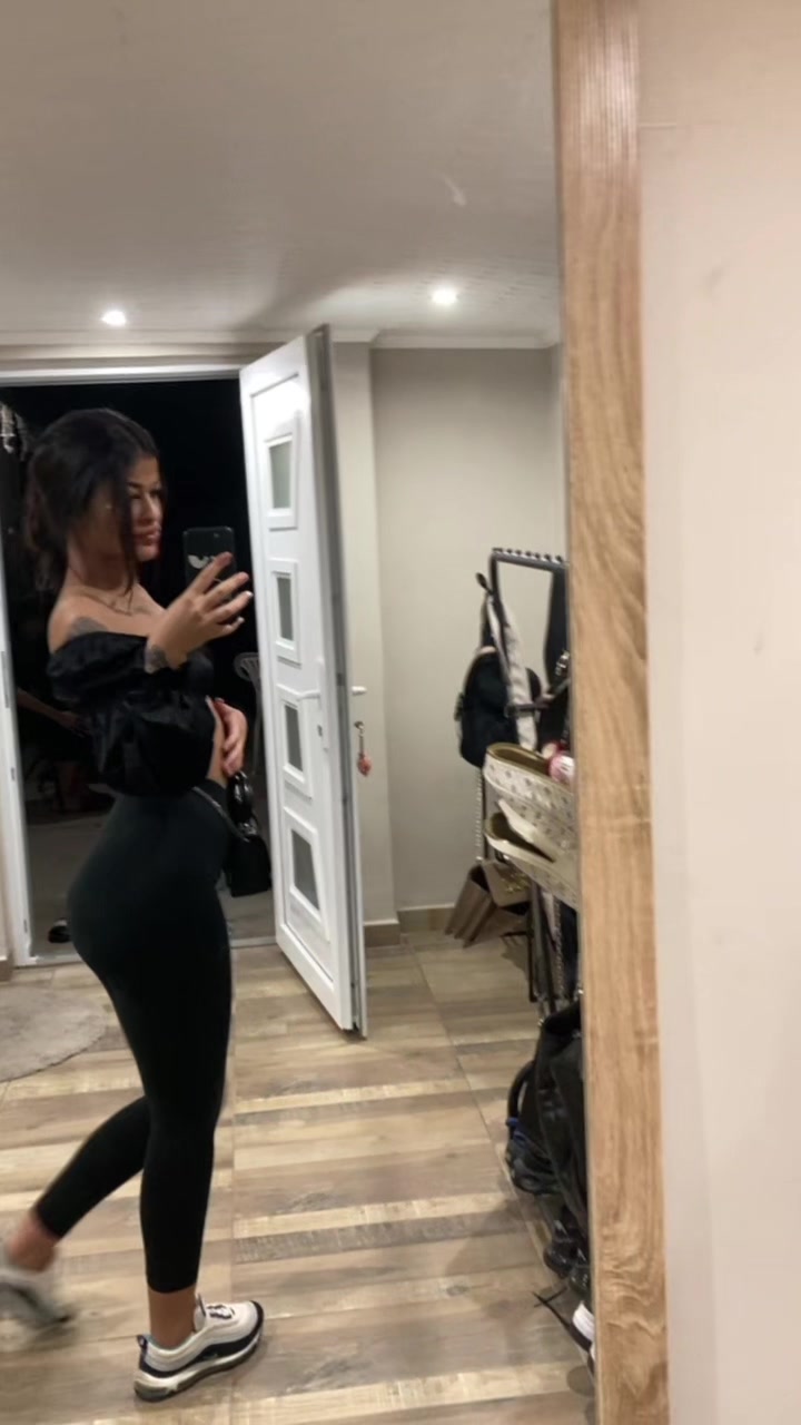@Farkas_Virginia