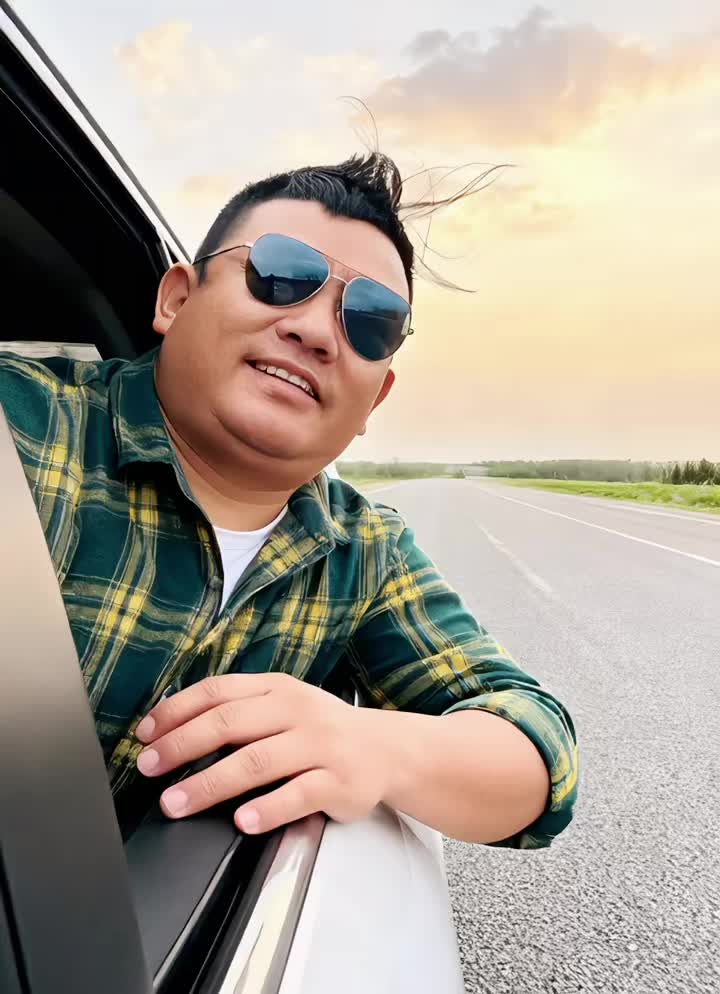 @Som gurung