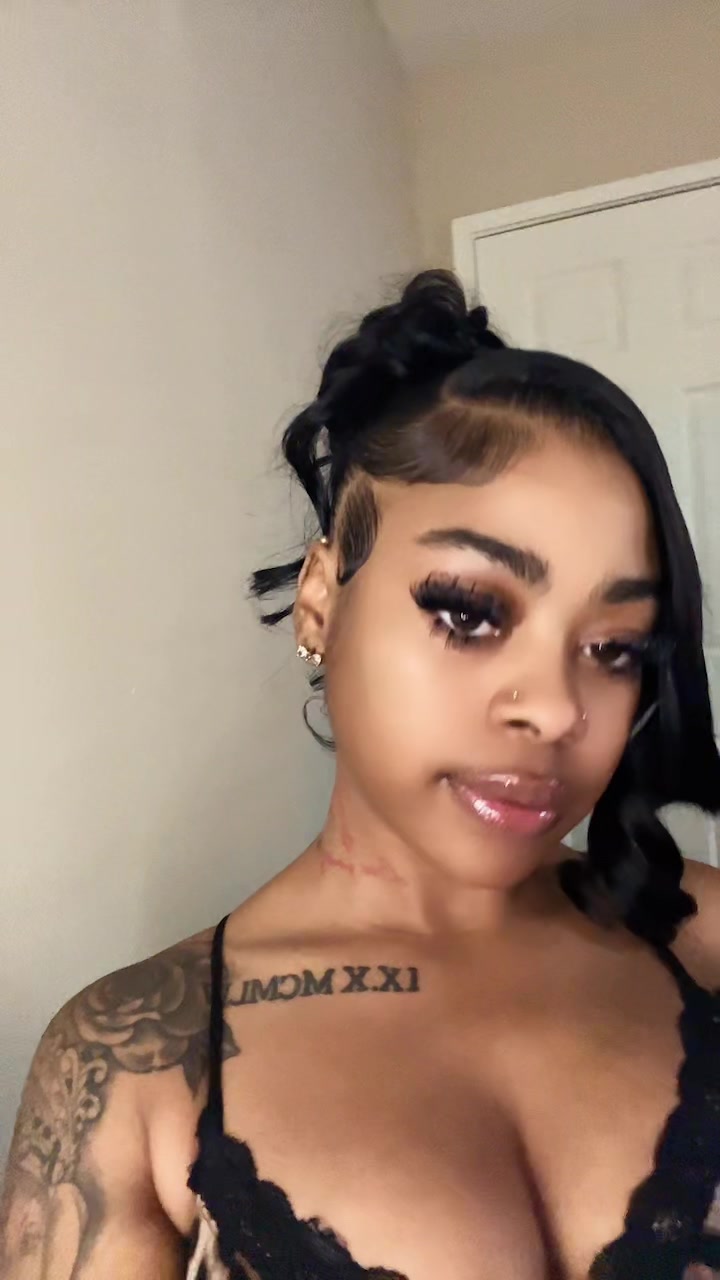 @janyiam