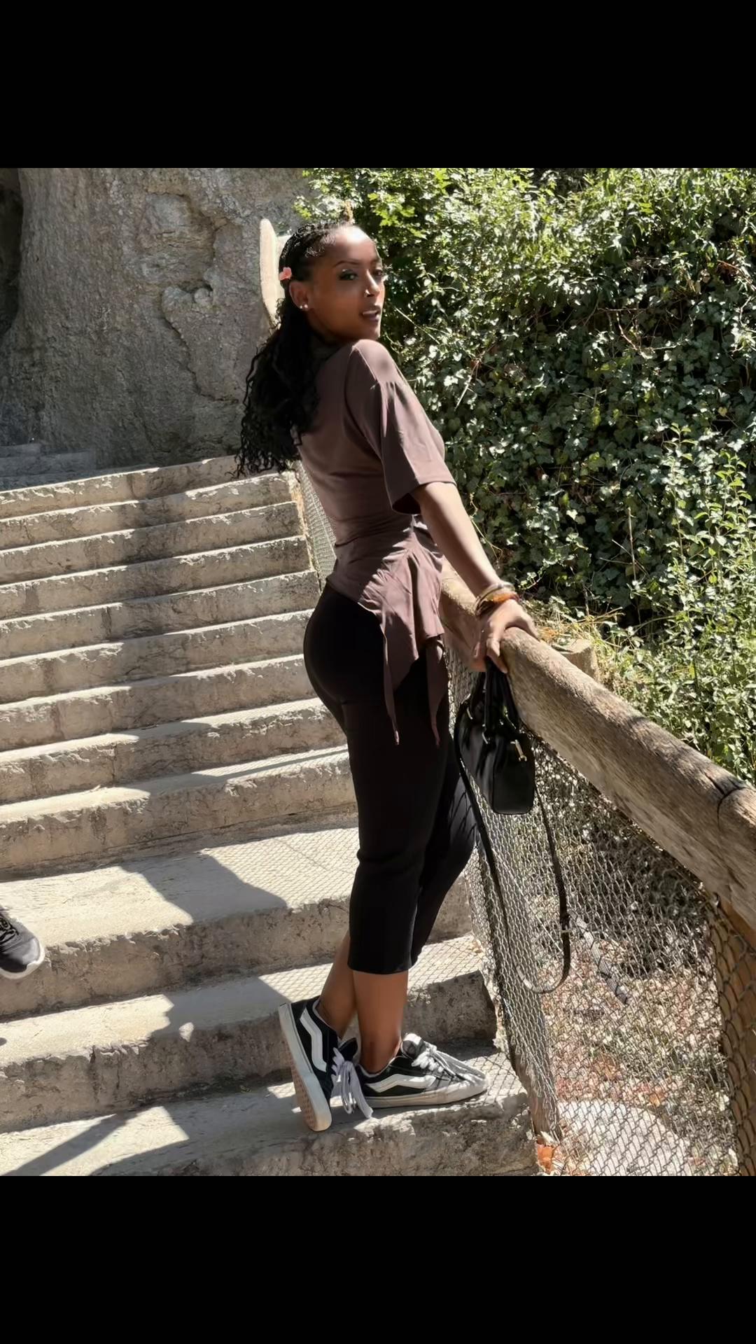 @B e t i i 🦋DC