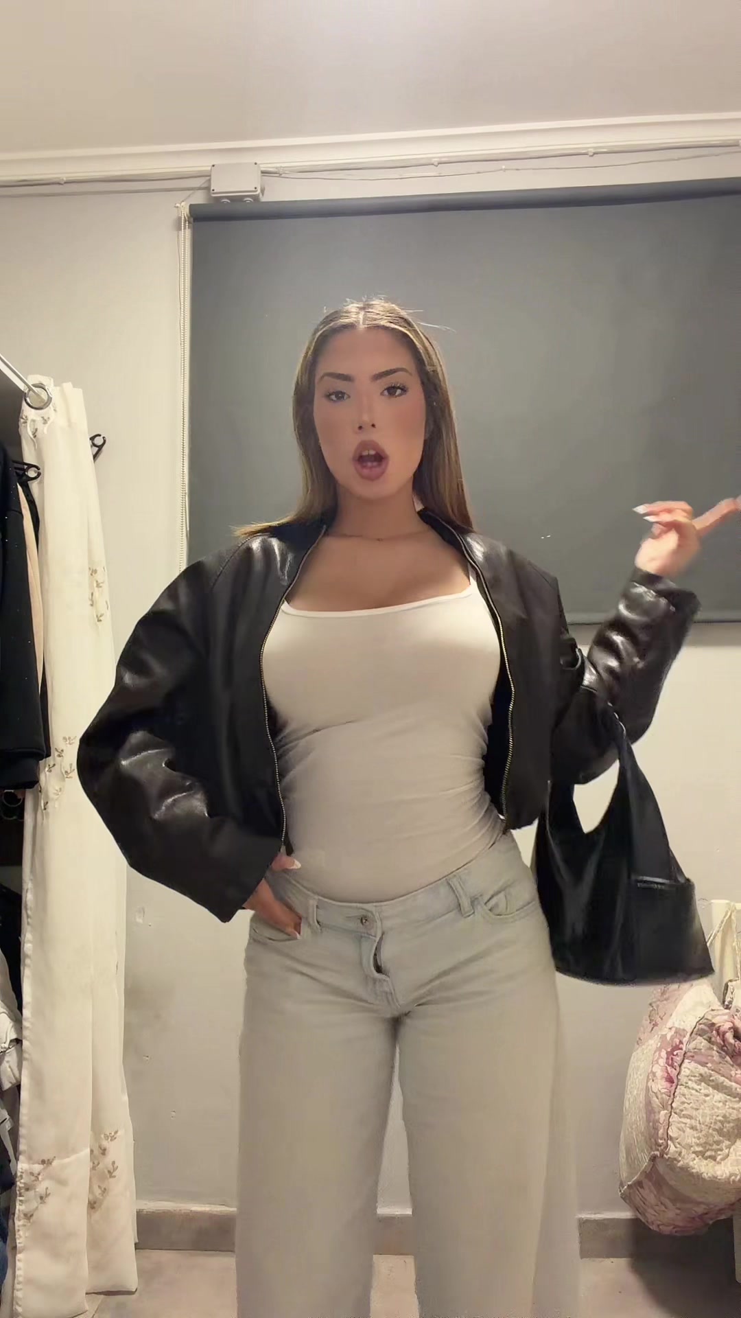 @lauraalguaciiil