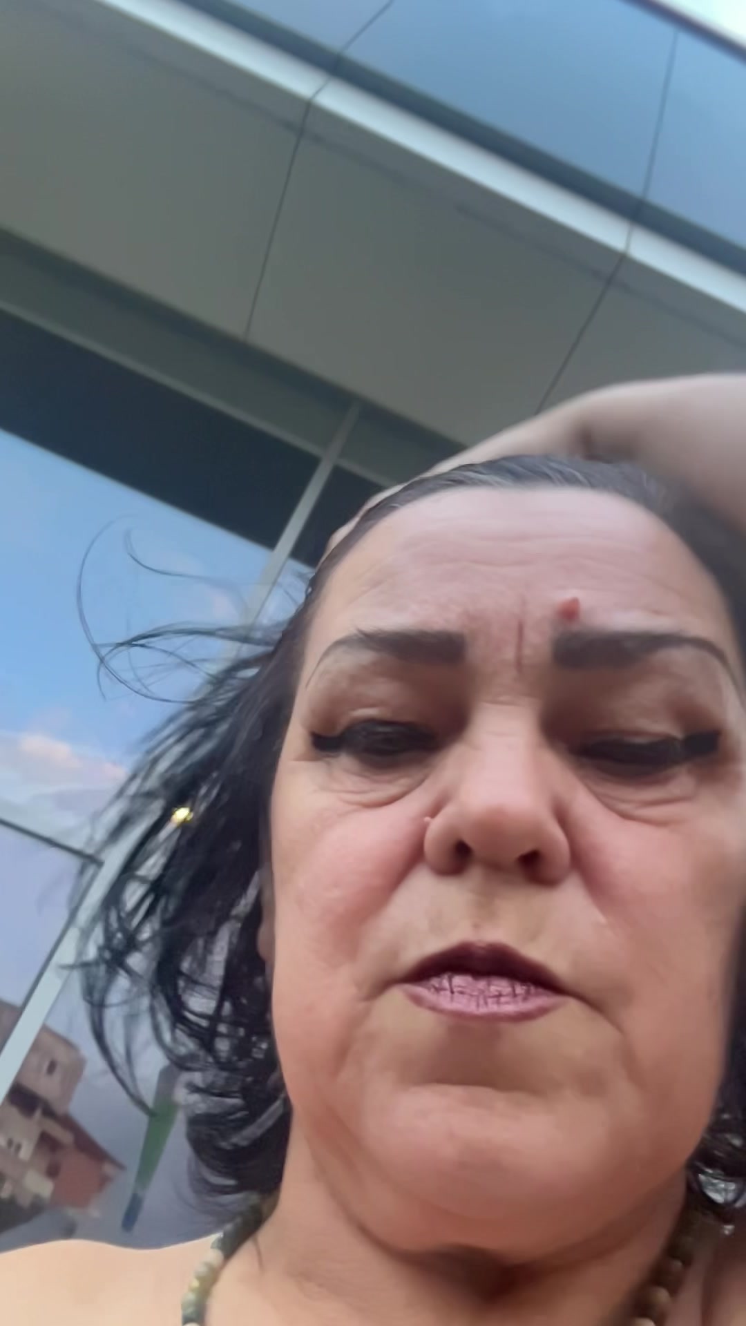 @Nela