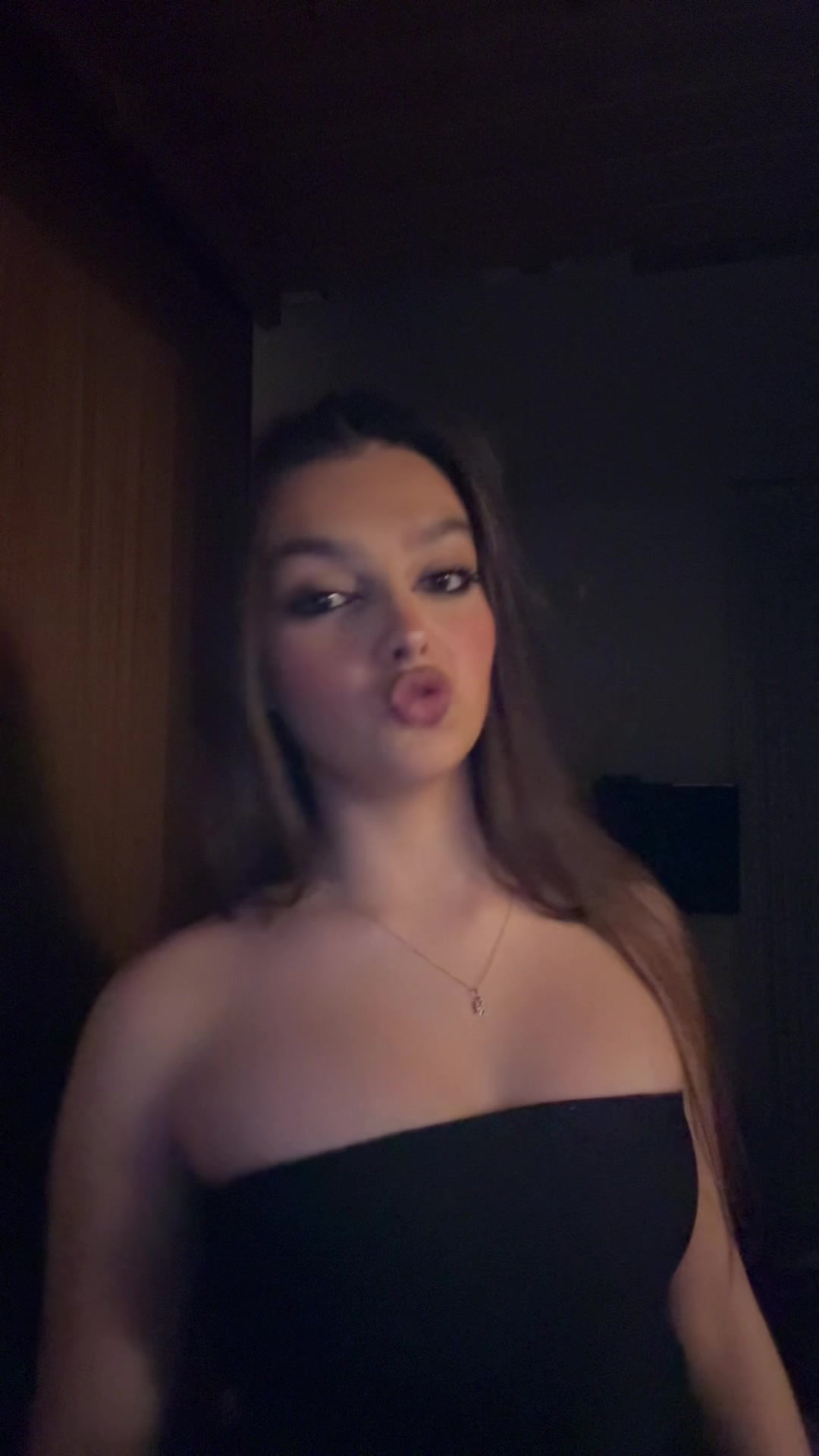 @Nina