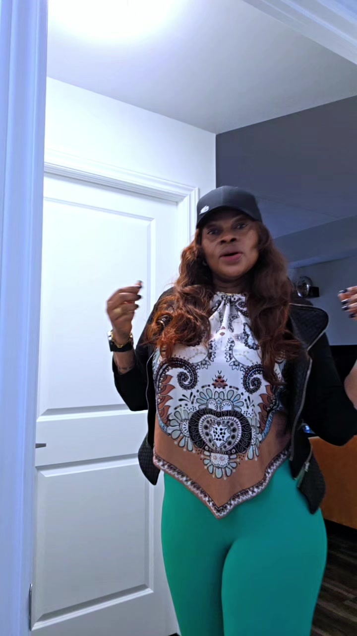 @Maryam sexy