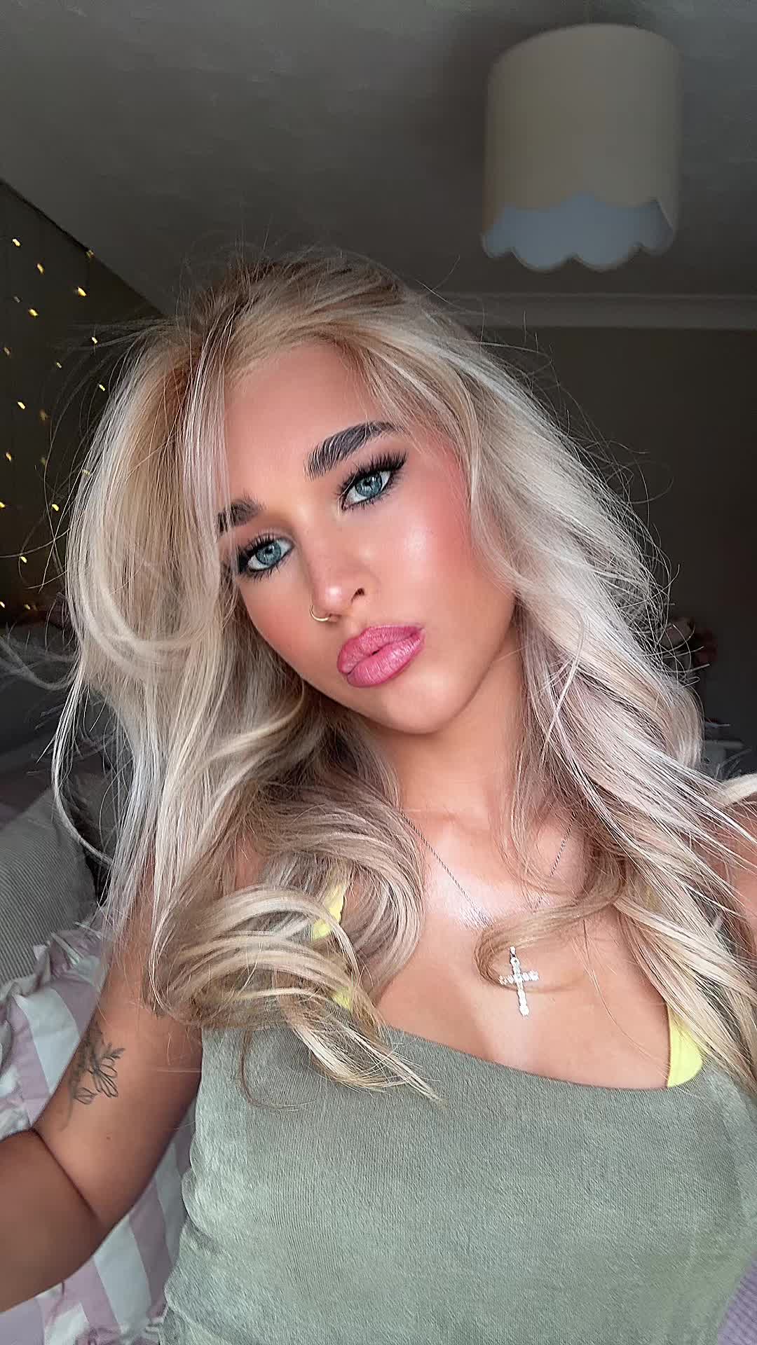 @olivia rose🌸🍭💕🦄🧚🏼♀️