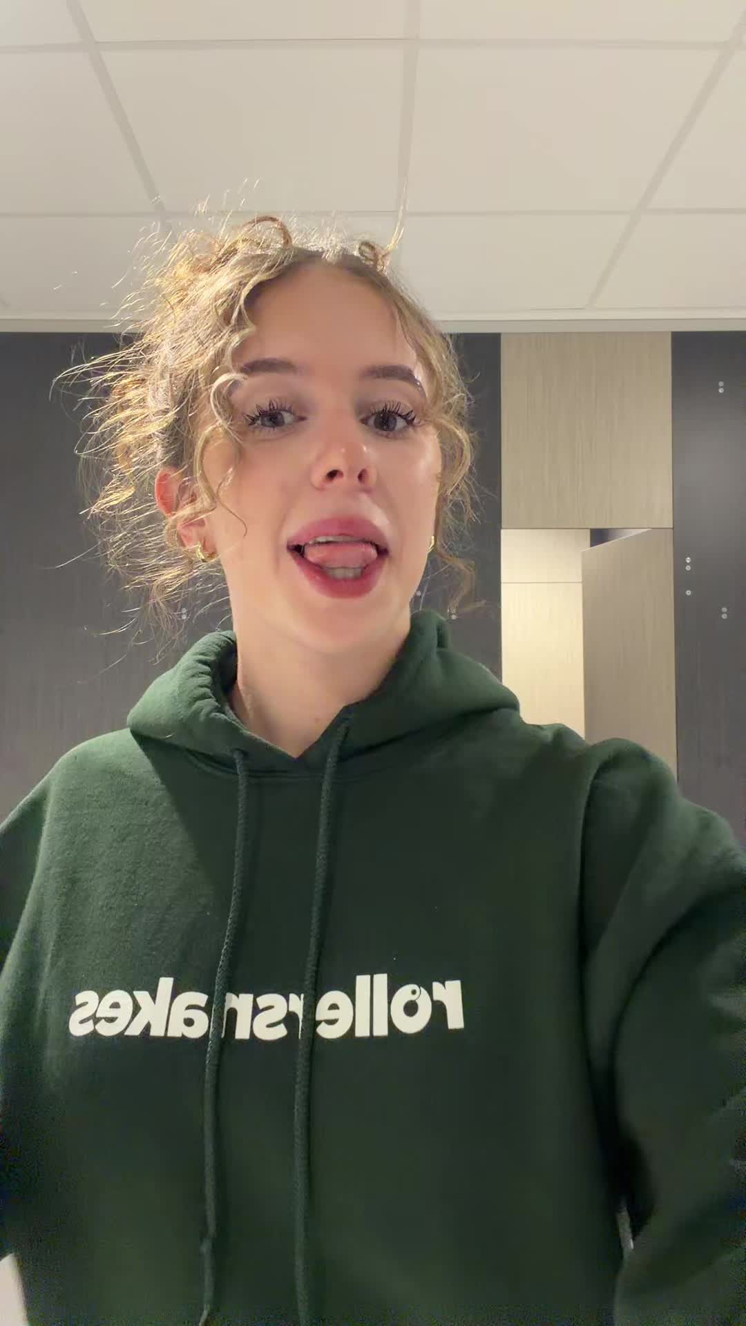 @Liv