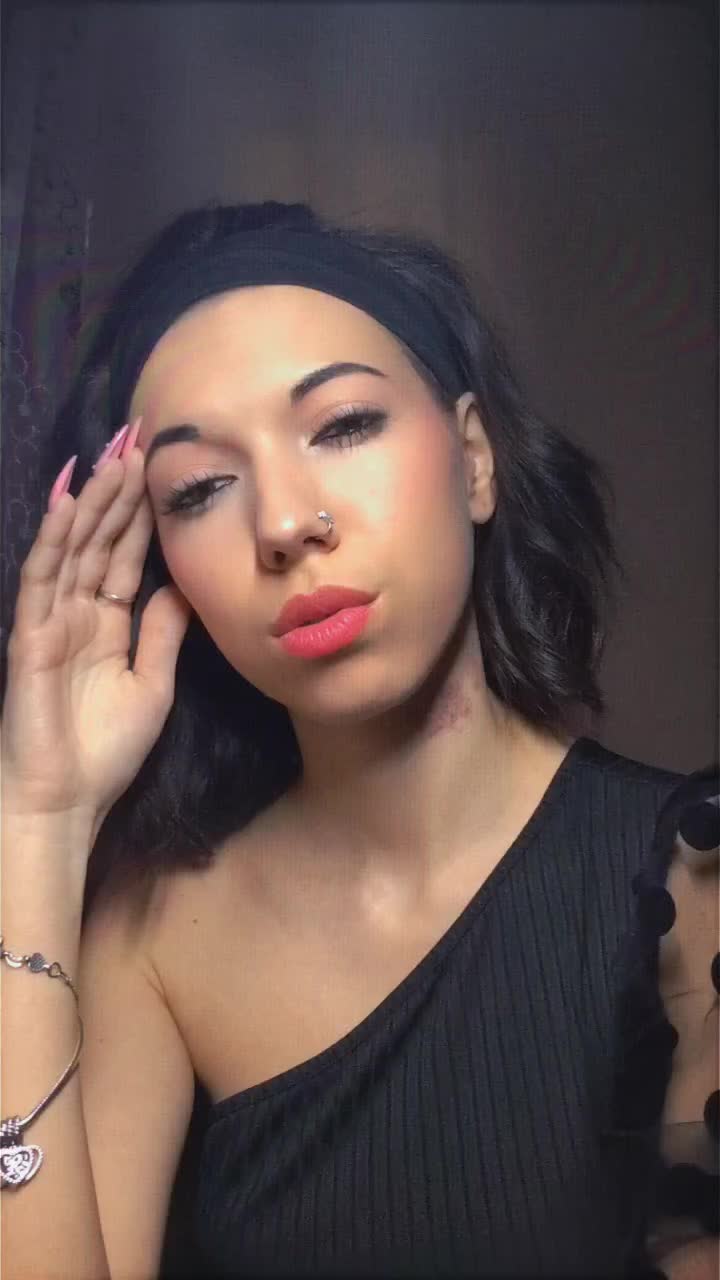 @Orsika😈