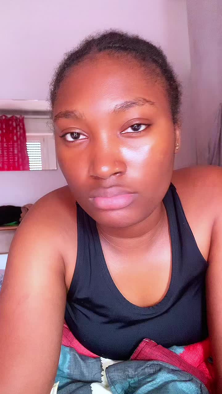 @QweenVee🎀