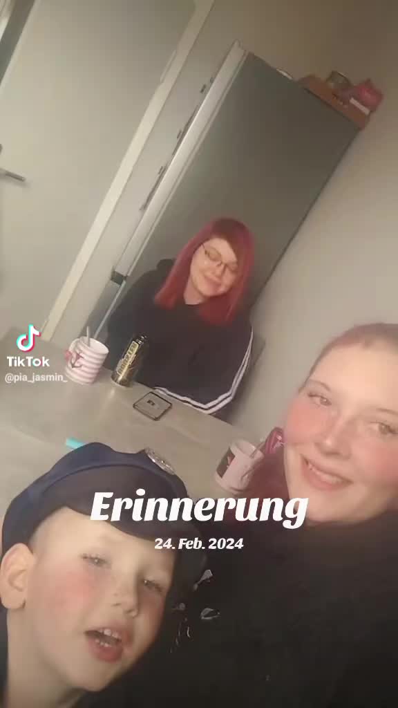 @Anna-Sophie
