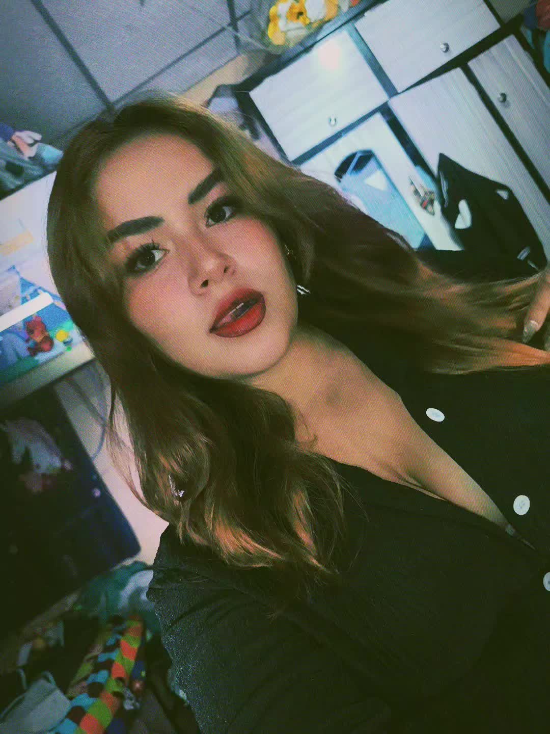 @Adri🦂