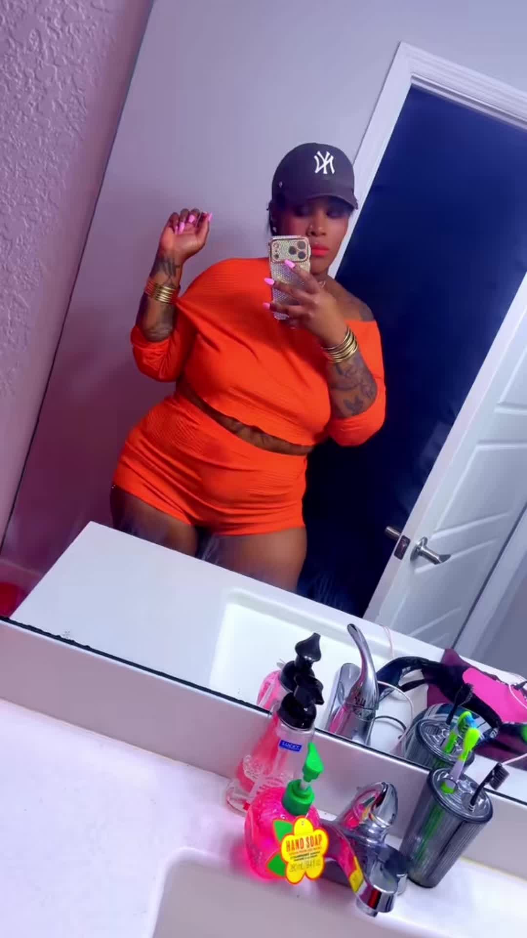 @theeblacbarbie