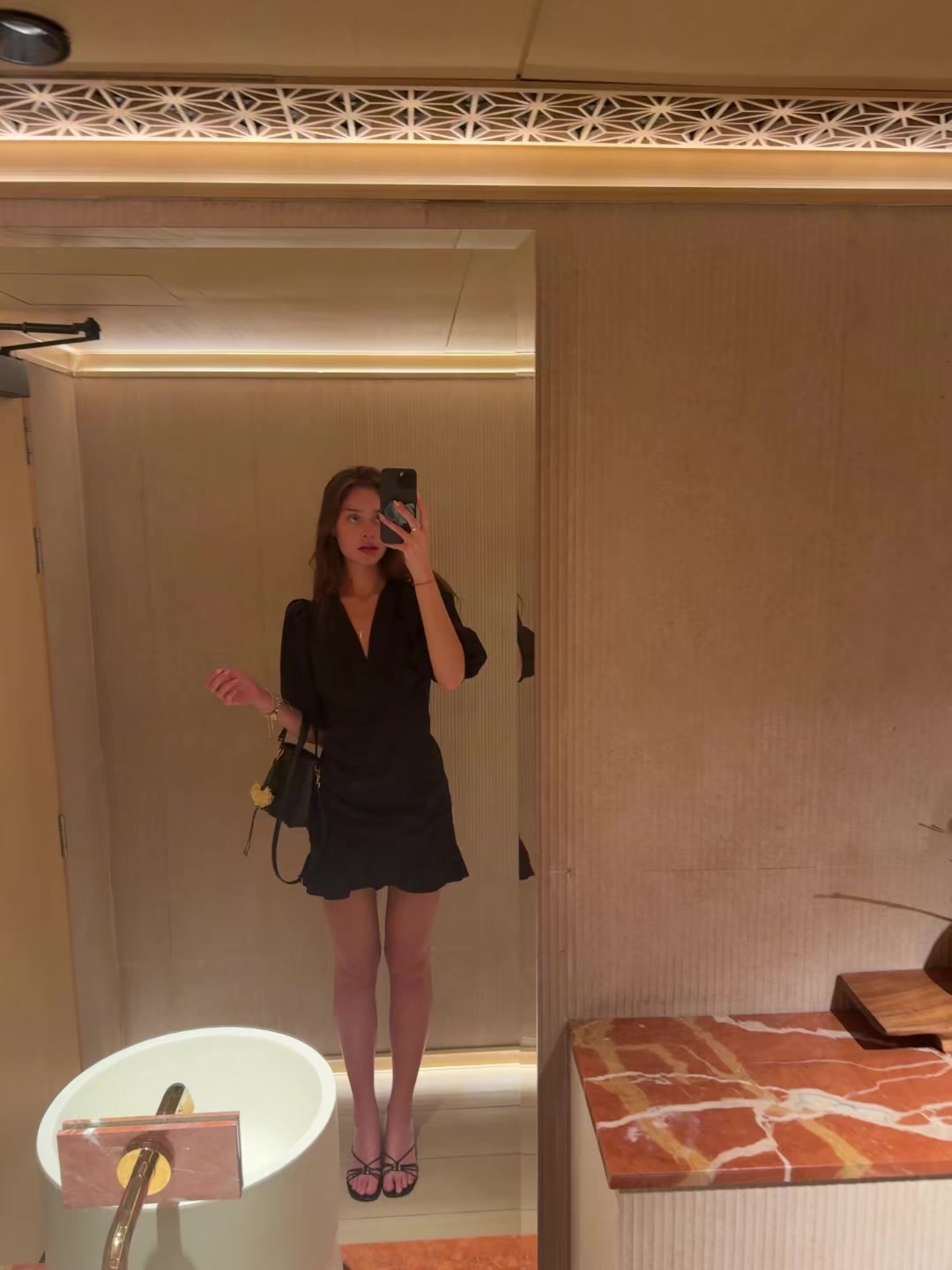 @asstrela