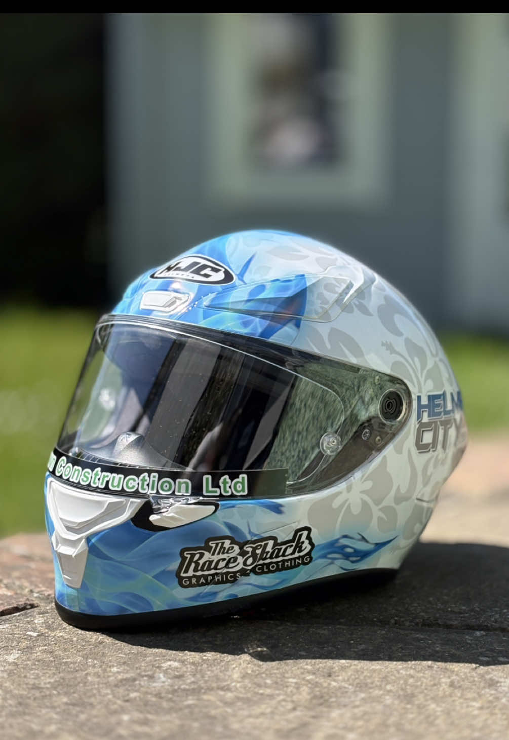 @theraceshackuk