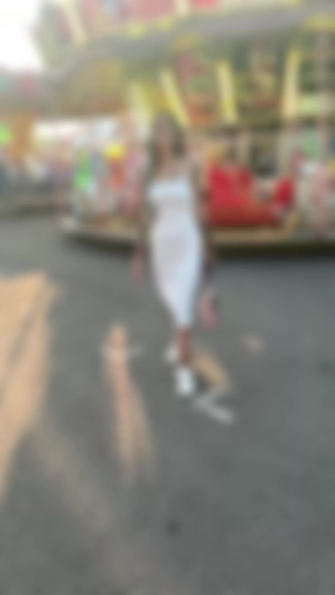 @Elenashalessio