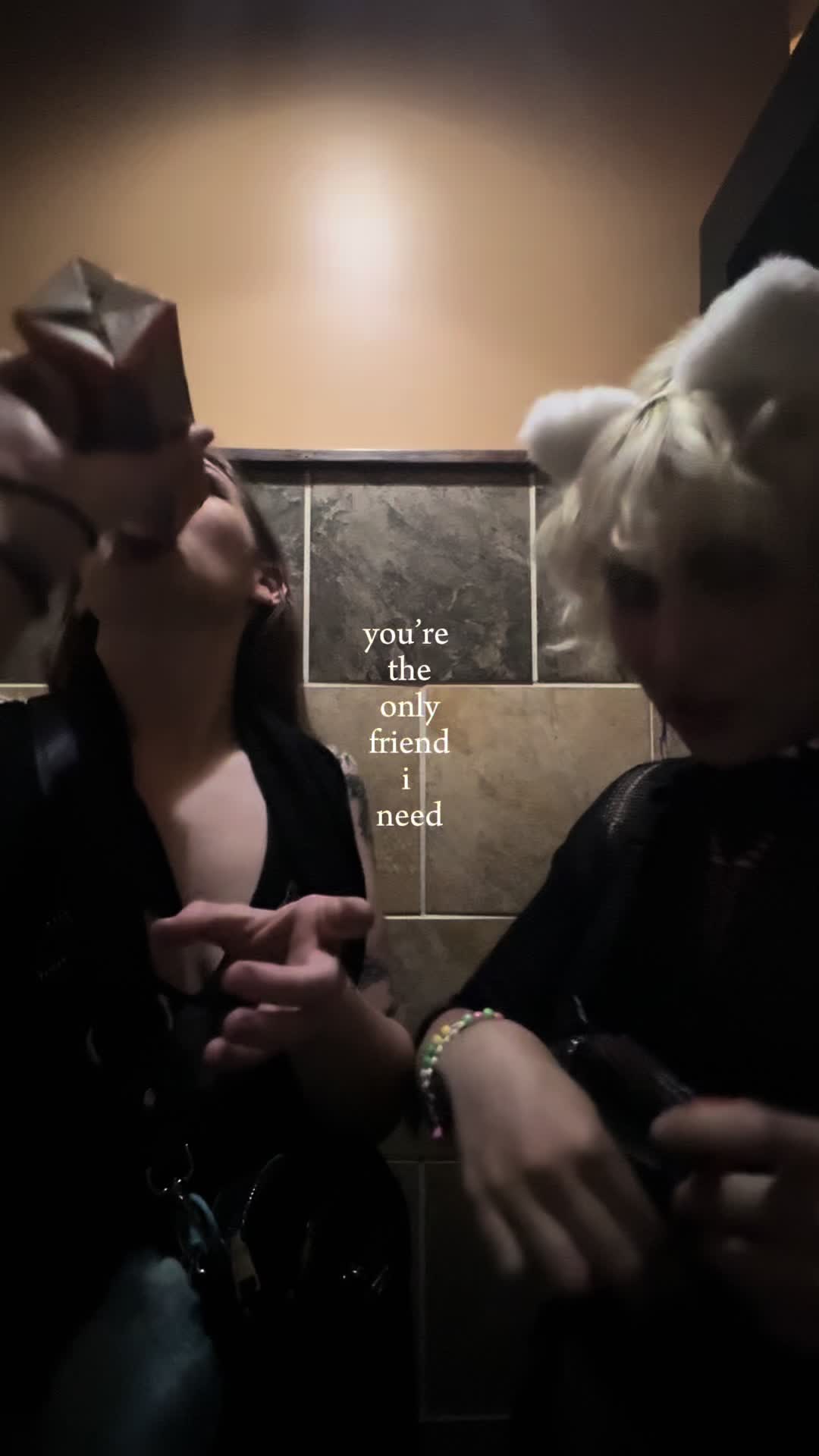 @Ashleigh 👾☮️🤎