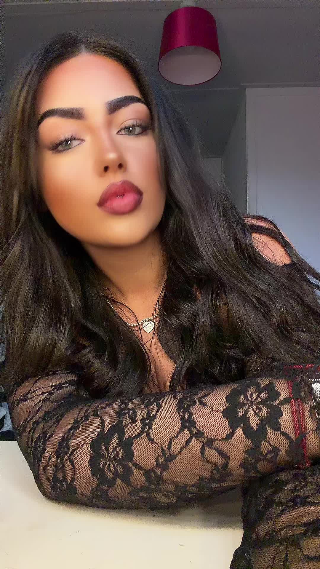 @senoritaaaaws0me
