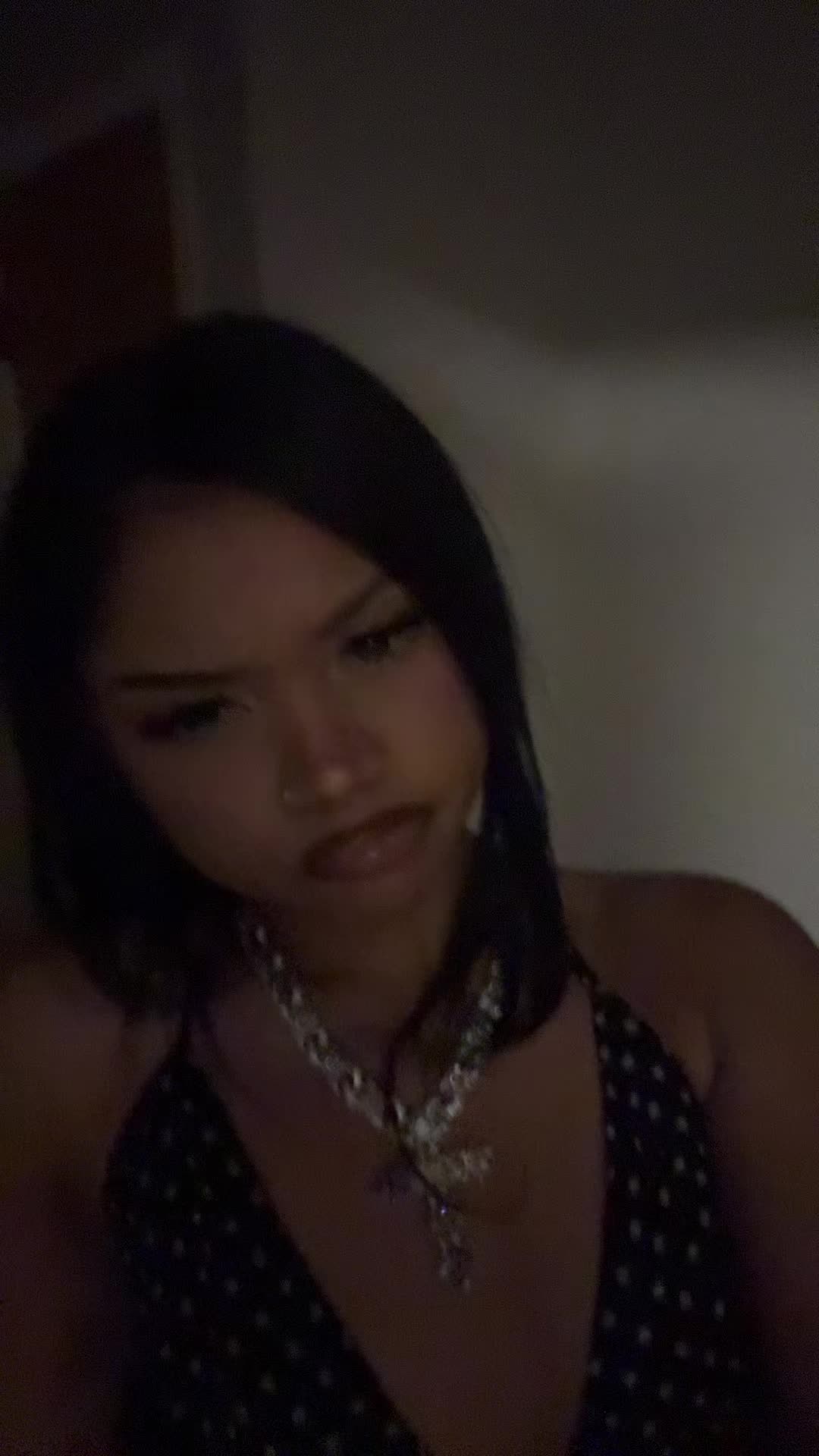 @𝓔𝓵𝔂