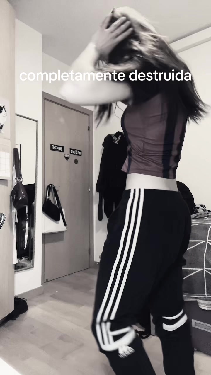 @júlia💋