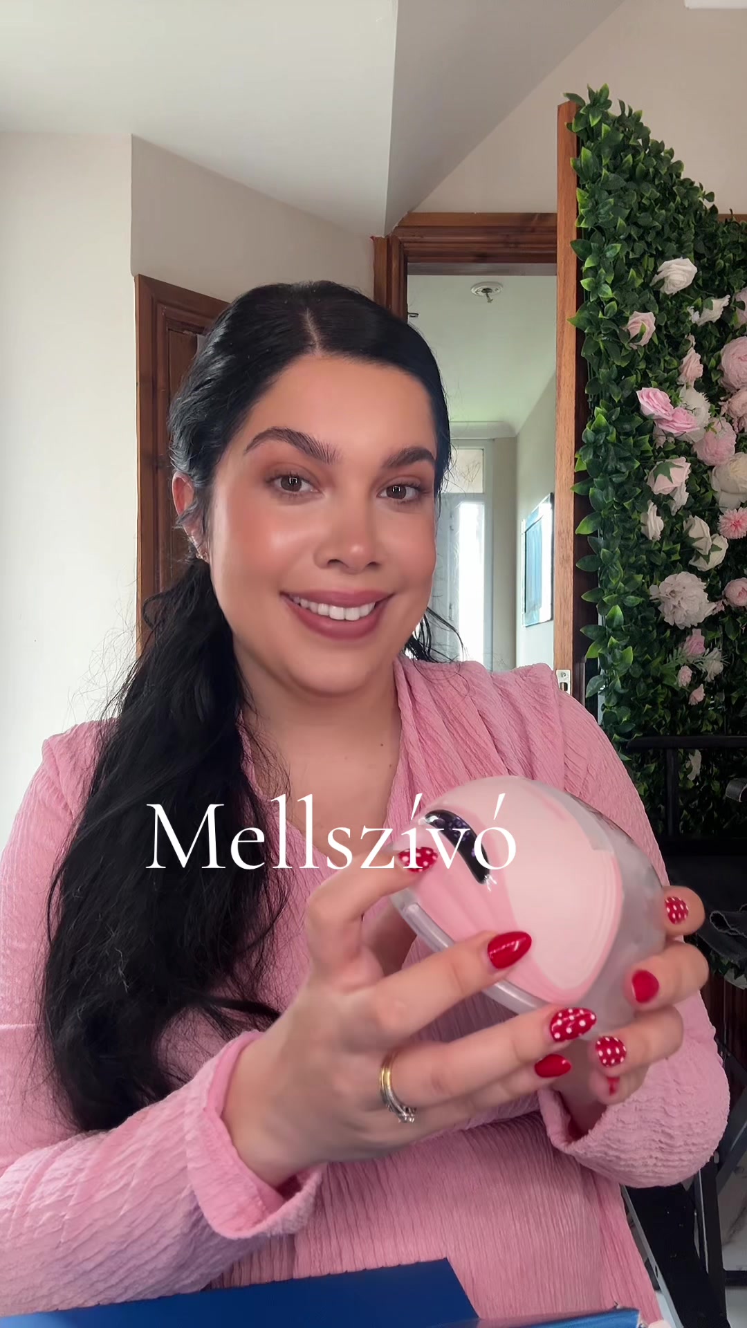 @MrsHemingway