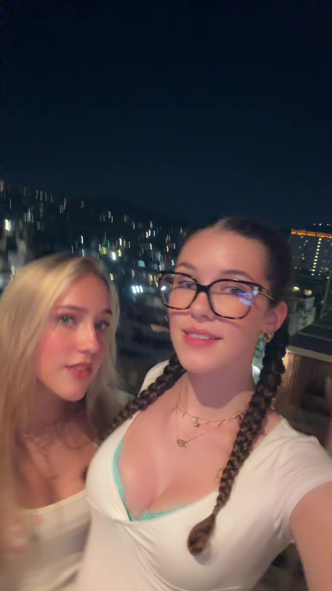 @charliandbeck