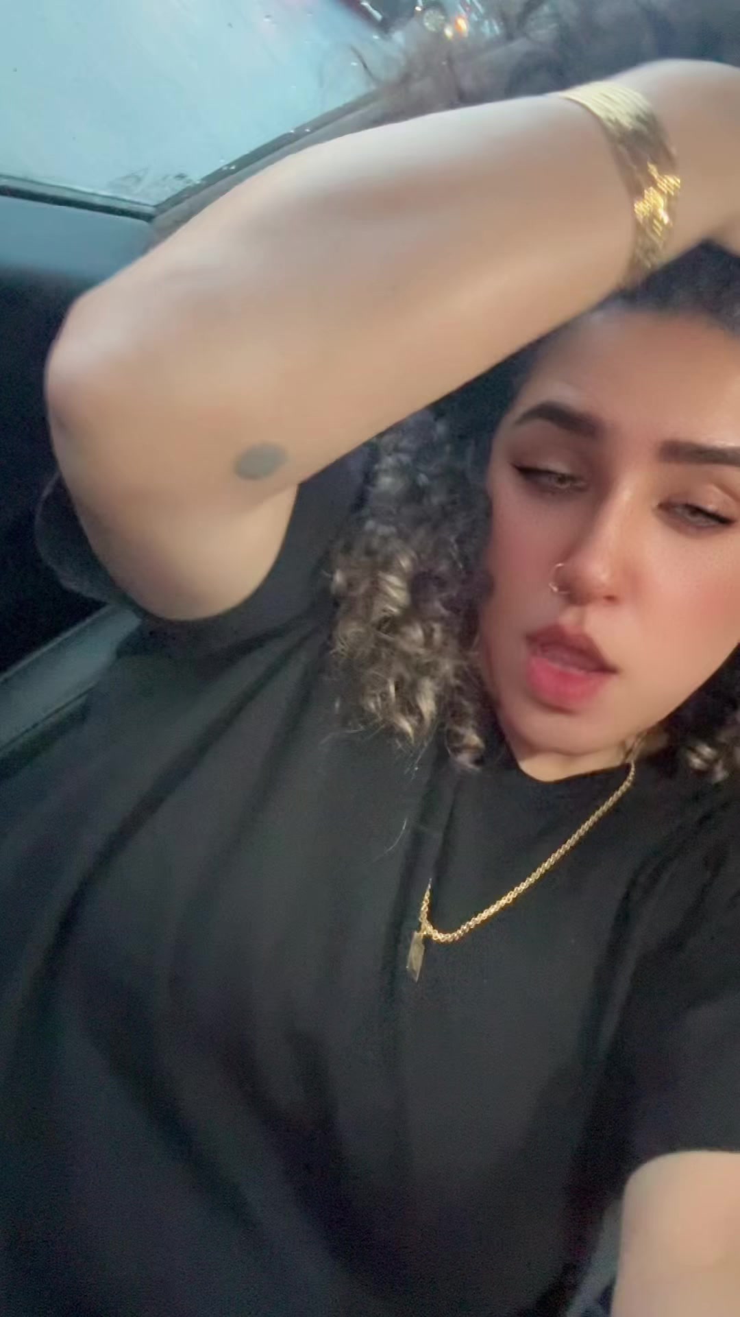 @curlsofkashmir