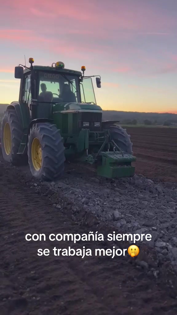 @RuralFlow🌾🐑🥔